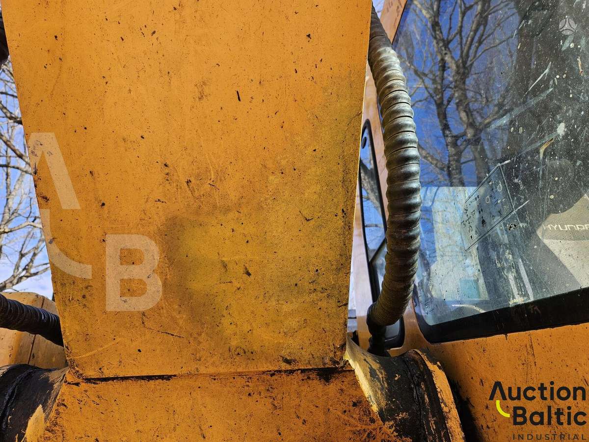 Hyundai Robex 210 LC-7, экскаваторы
