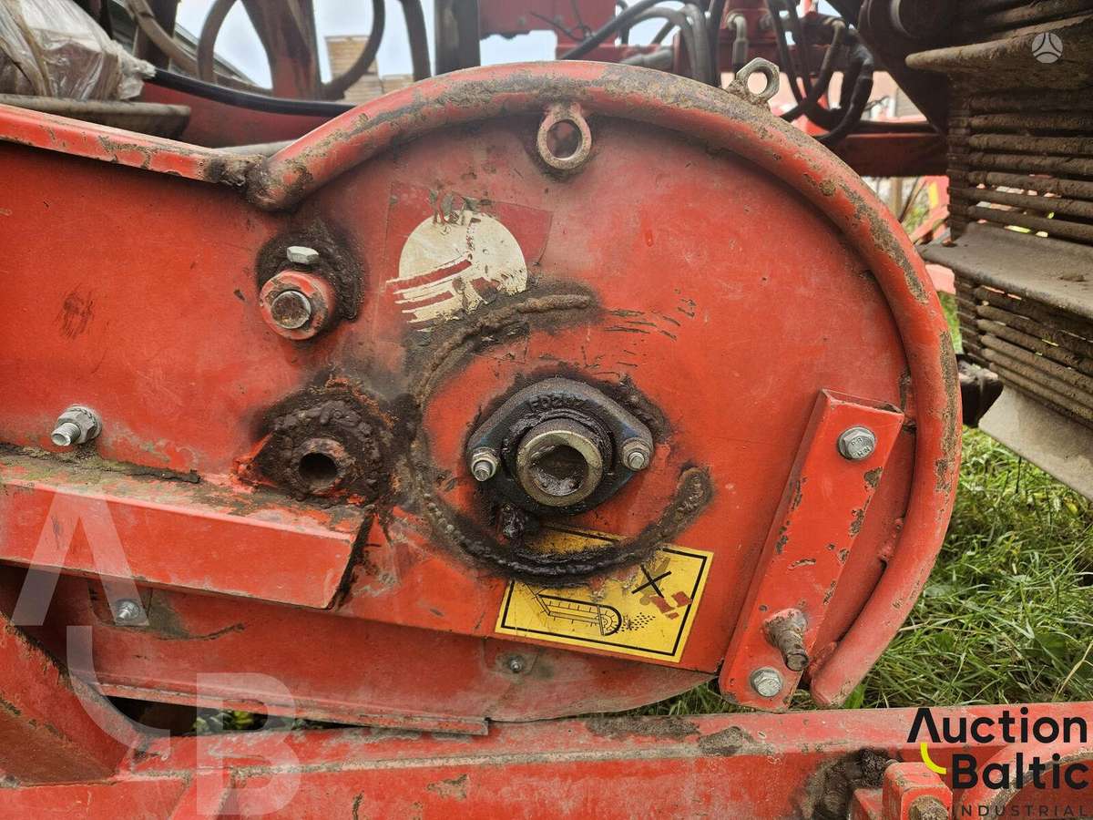 -Kita- P3K, combine harvesters