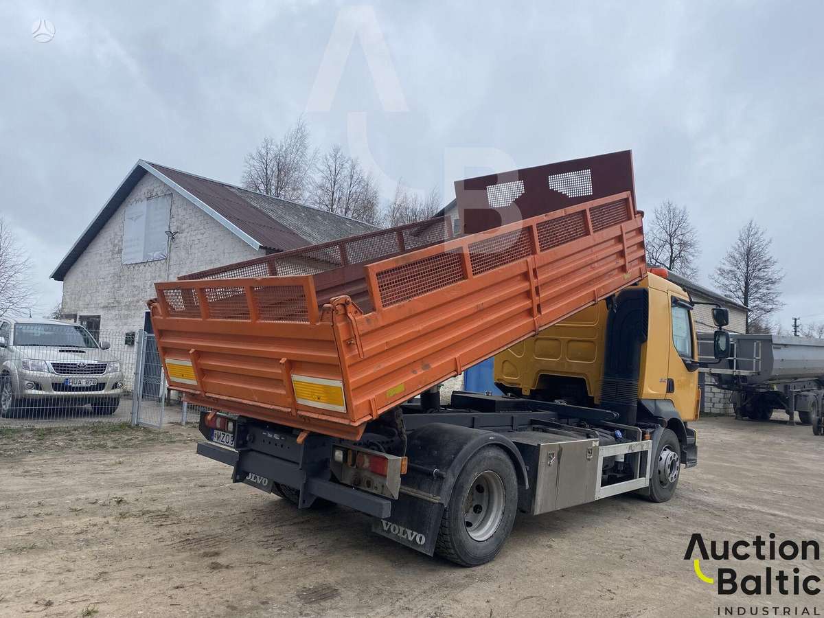 Volvo FL 240 4x2, самосвалы