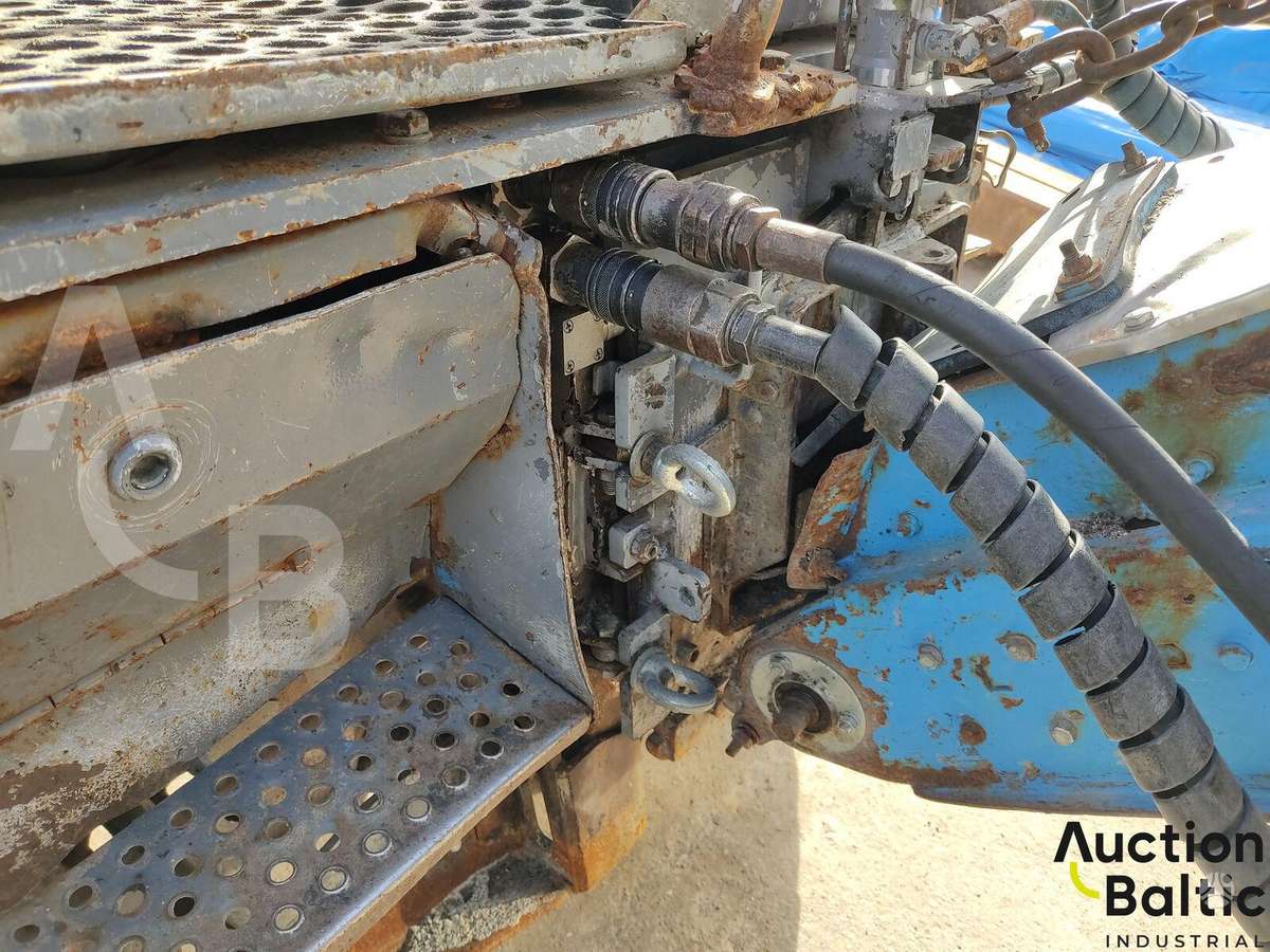 Wirtgen W35DC, paving machinery