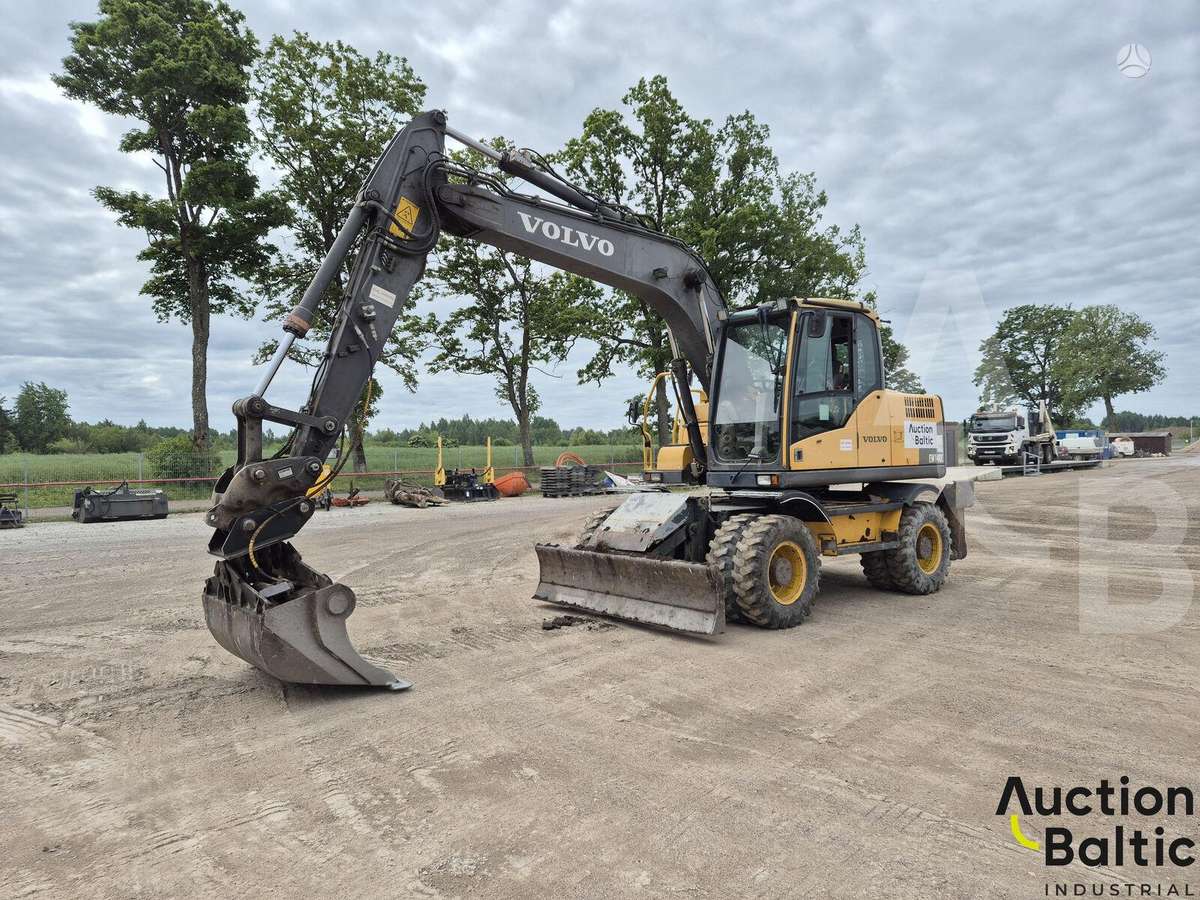 Volvo EW 140 C, excavator