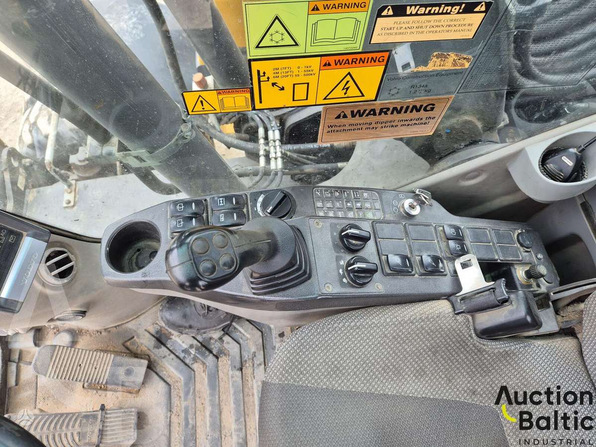 Volvo EW 140 C, ekskavatoriai
