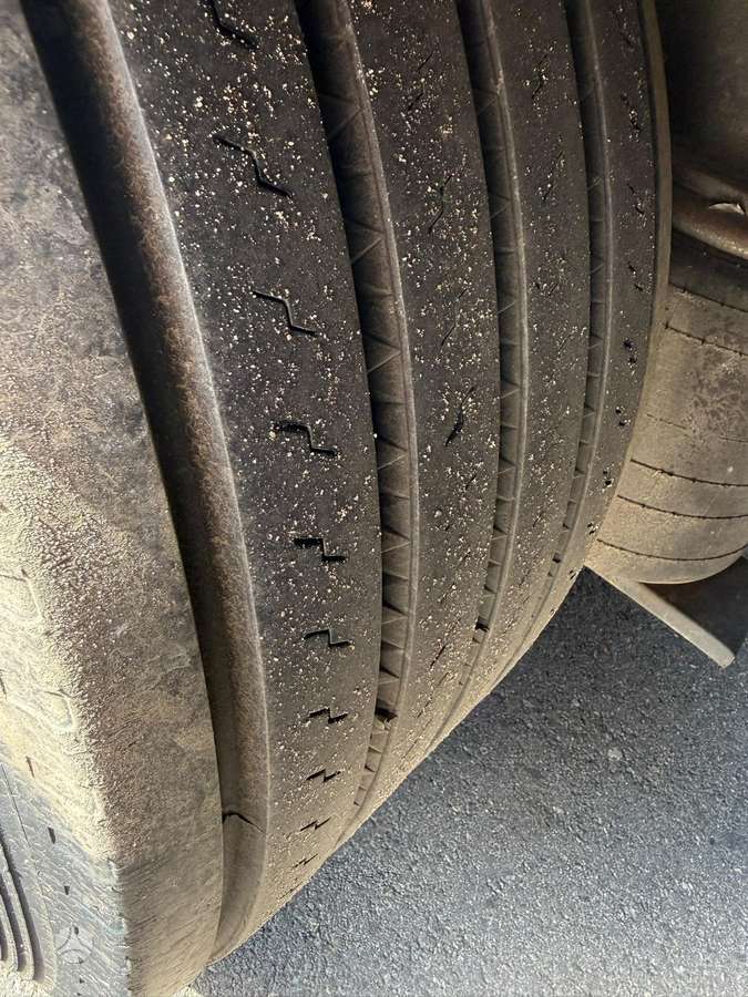 Schmitz SCS 24 Mega, užuolaidinės / tentinės