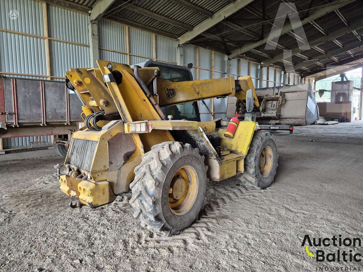 JCB 535-67, вилочные погрузчики