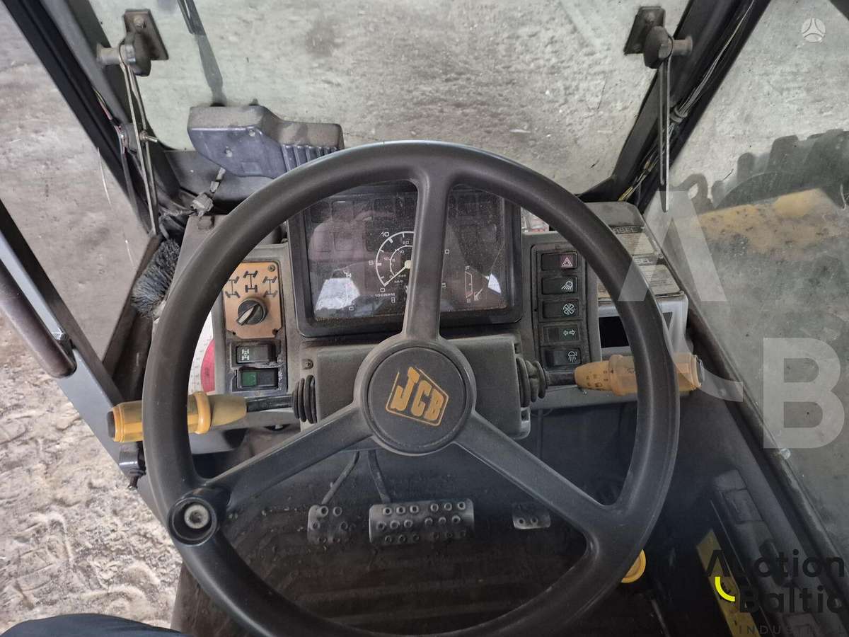 JCB 535-67, вилочные погрузчики