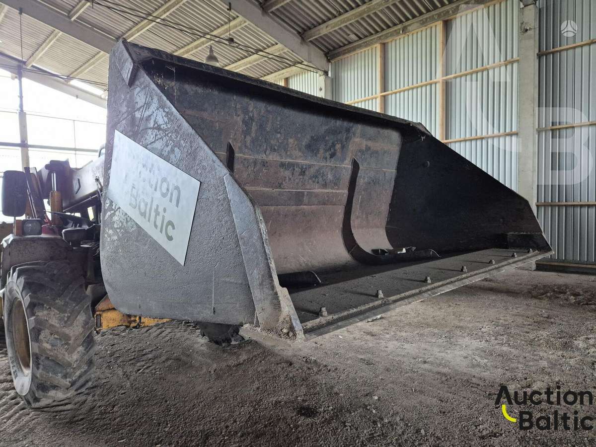 JCB 535-67, вилочные погрузчики