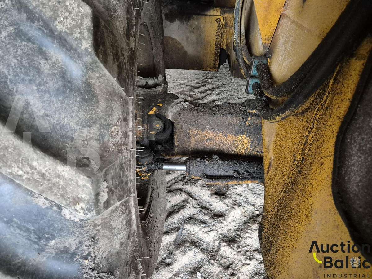 JCB 535-67, forklifts