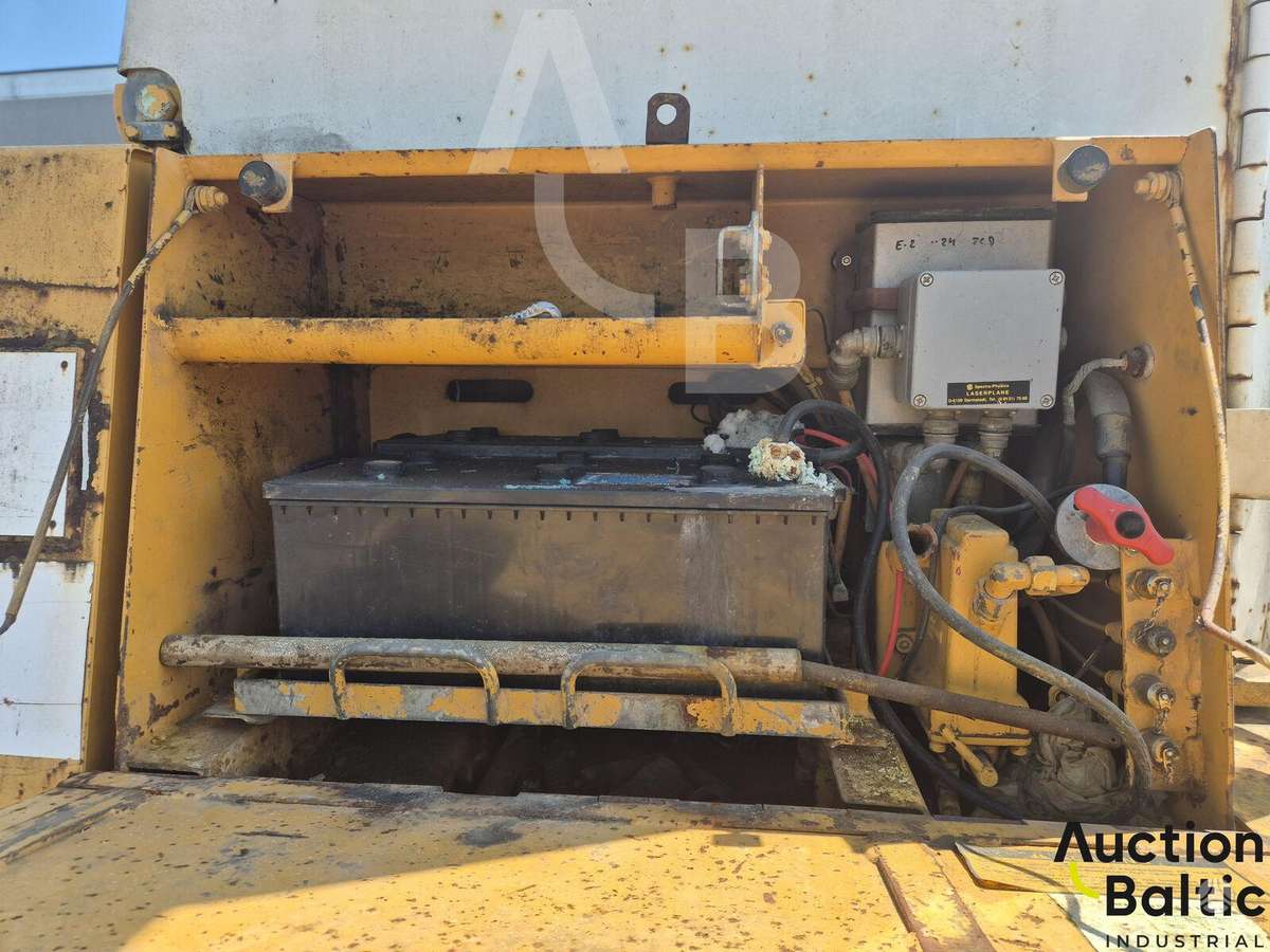 Liebherr PR 712 B-M, bulldozer