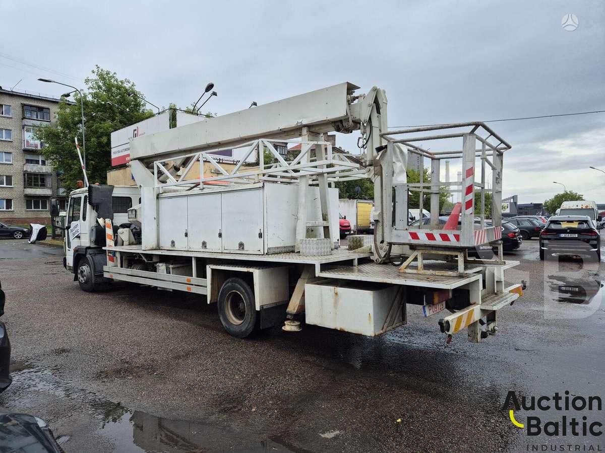 Volvo FL6 110, boom lift