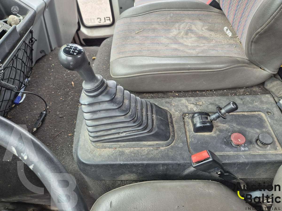 Volvo FL6 110, автовышки