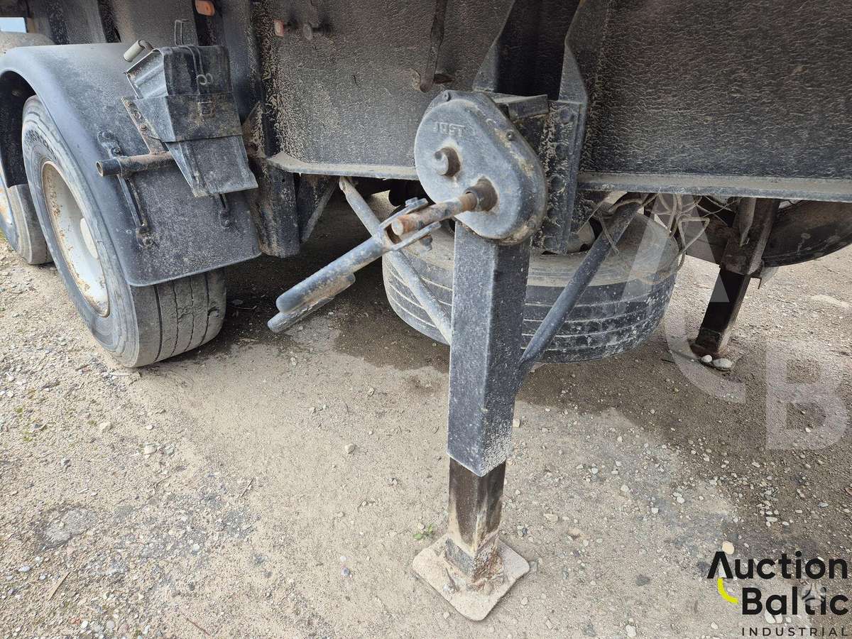 Schwarzmüller 2AHKSST, самосвалы
