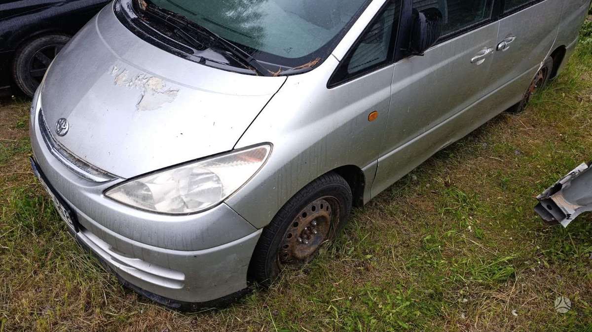 Toyota Previa, Минивэн