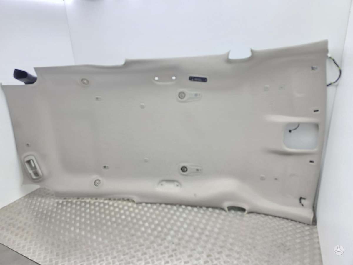 Chrysler Pacifica salono detalės