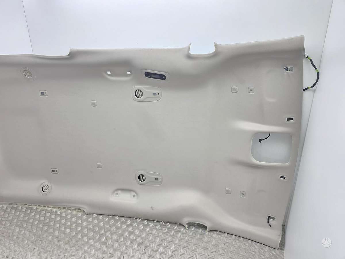 Chrysler Pacifica salono detalės