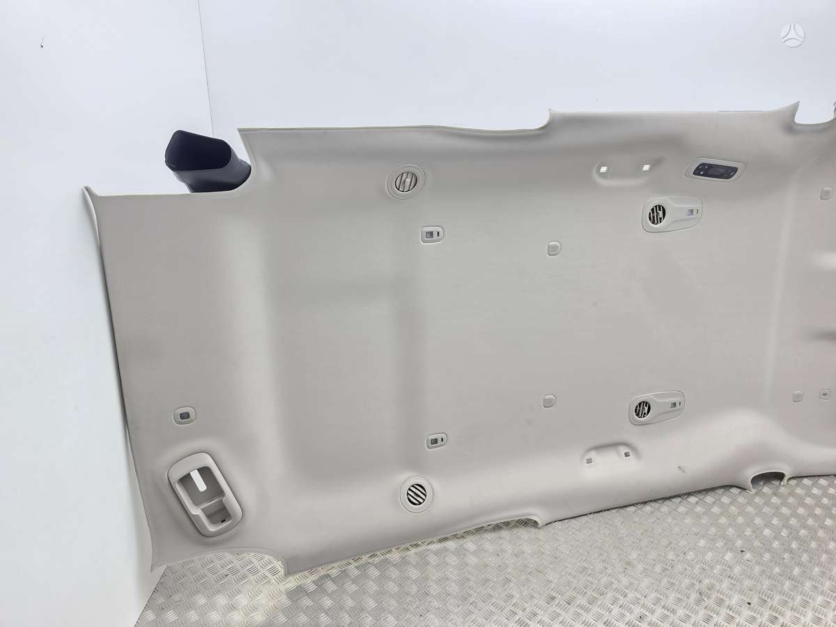 Chrysler Pacifica interior parts