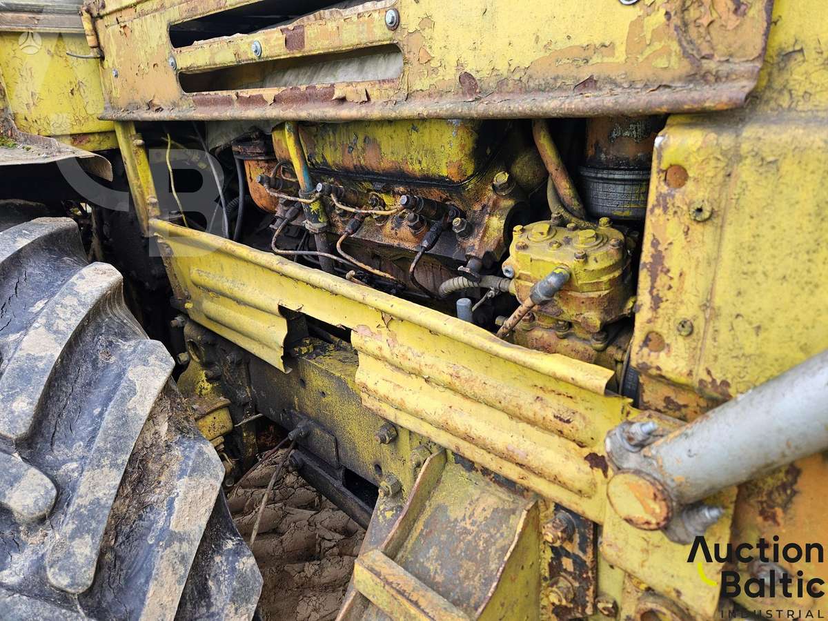 -Kita- T-157K, tractors