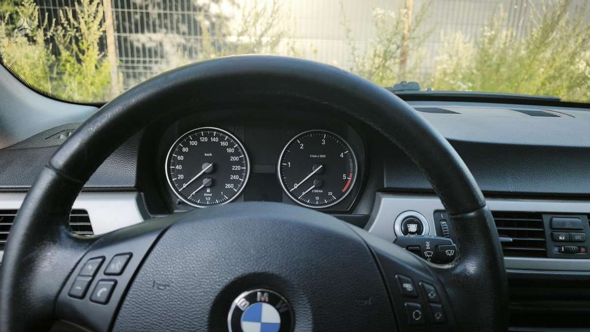 BMW 318, 2.0 l., Универсал
