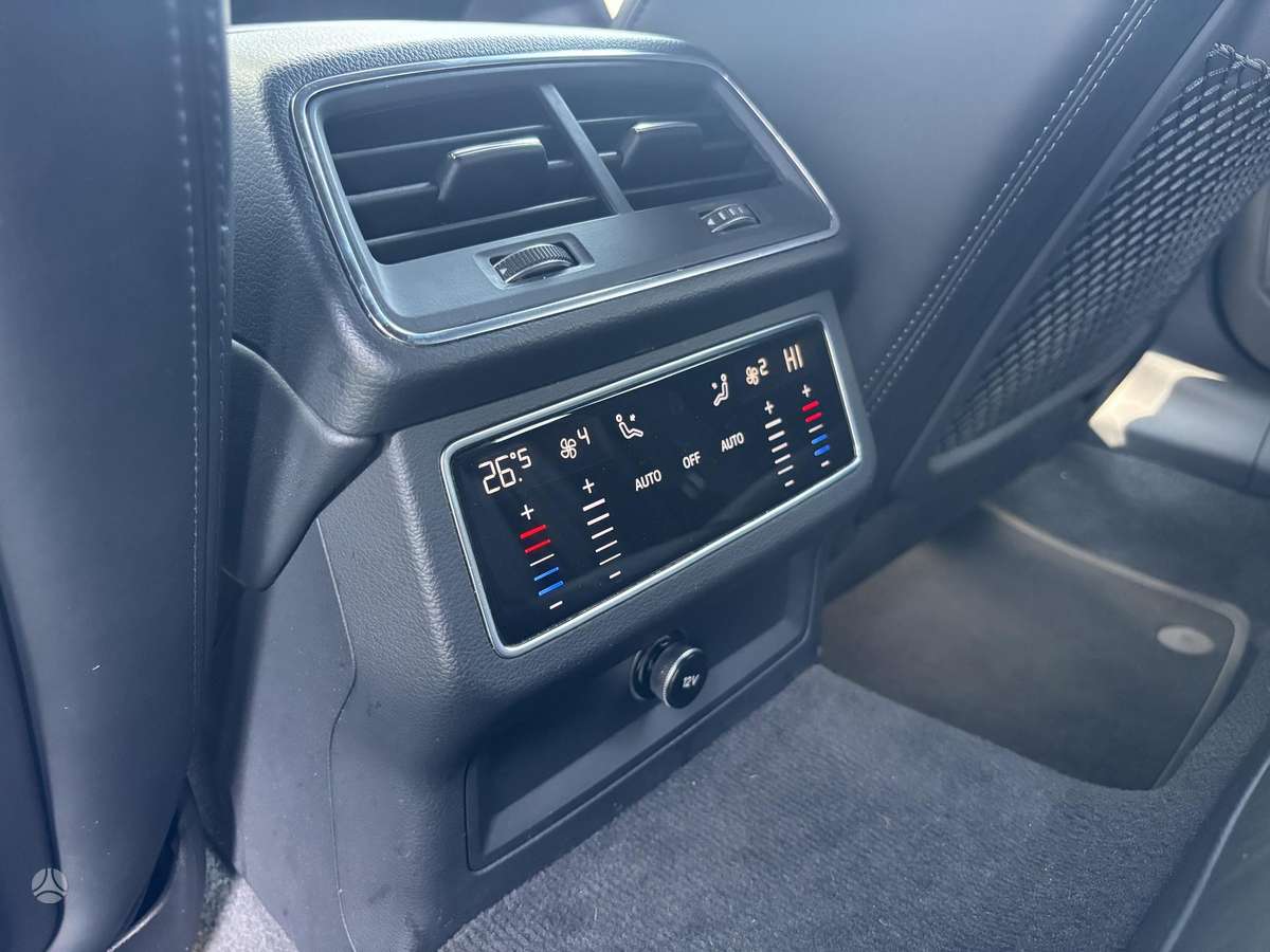 Audi A6, 2.0 l., Универсал