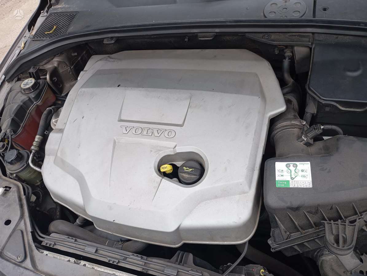 Volvo V70 dalimis