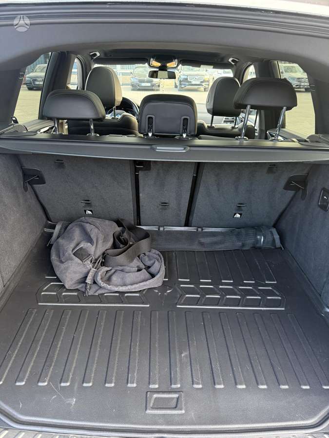 BMW iX3, Внедорожник / Кроссовер
