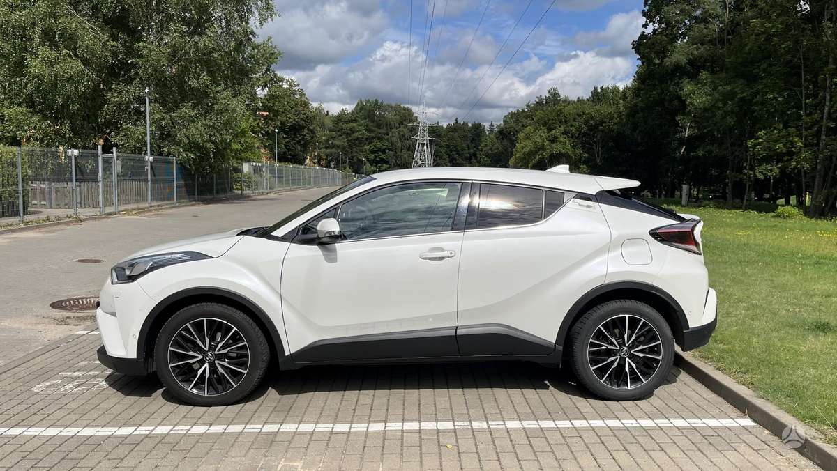 Toyota C-HR - 2