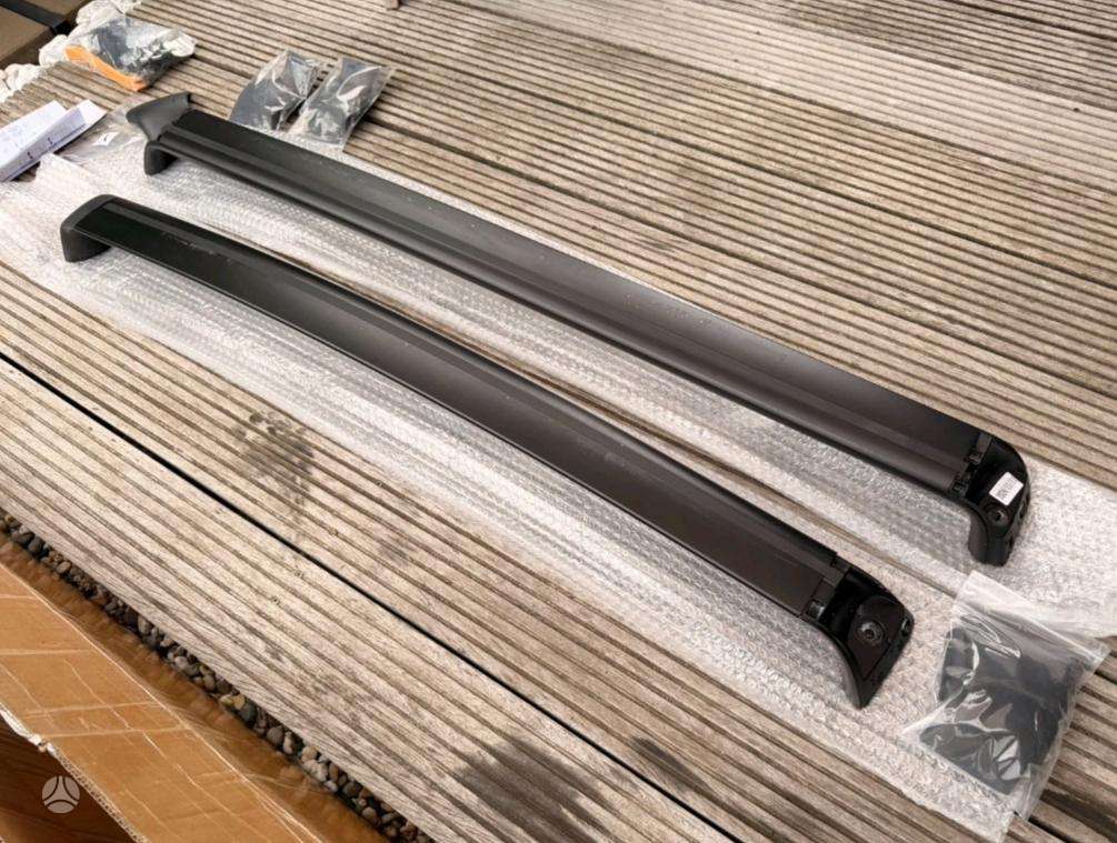 Tesla Model 3 stogo bagažinės