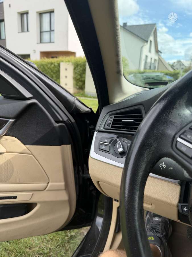 BMW 528, 3.0 l., Седан