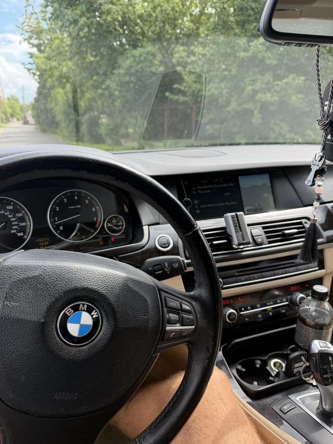 BMW 528, 3.0 l., Седан