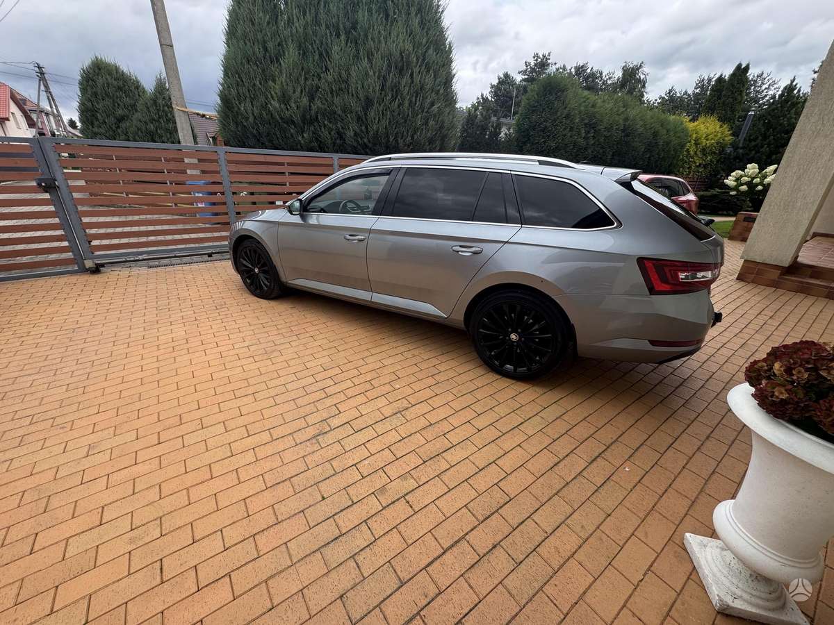 Skoda Superb, 2.0 l., Универсал