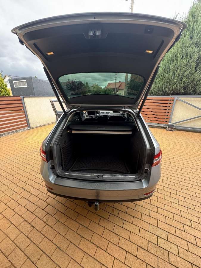 Skoda Superb, 2.0 l., Универсал