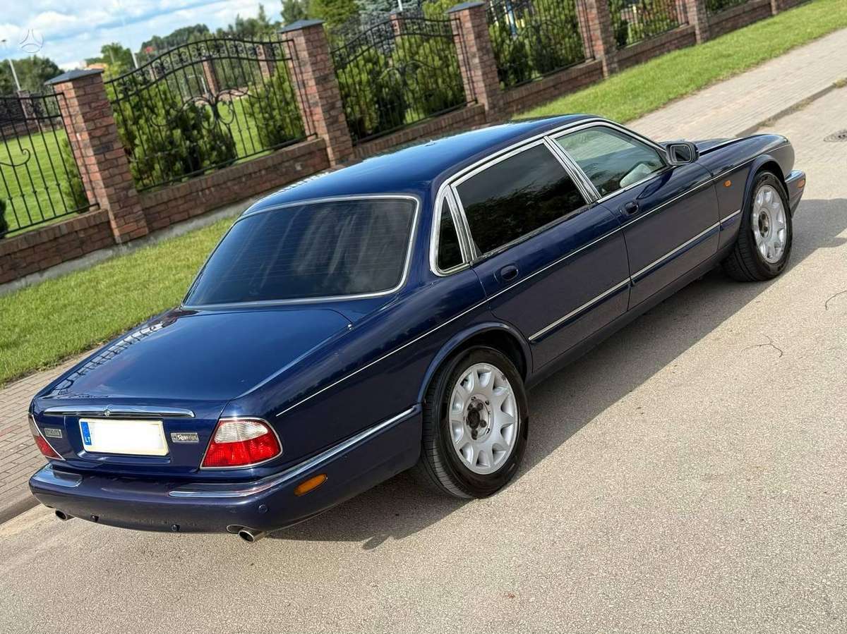 Jaguar Daimler Sovereign - 5