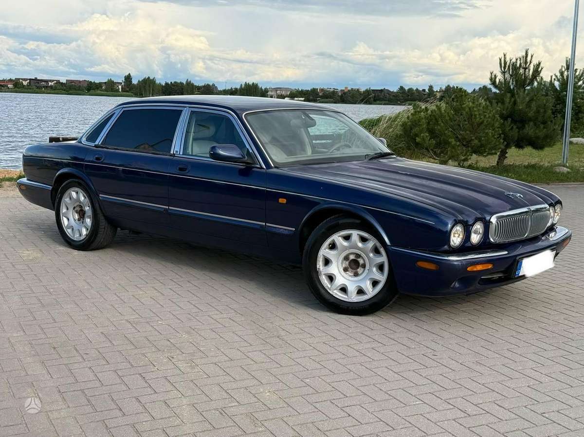 Jaguar Daimler Sovereign - 6
