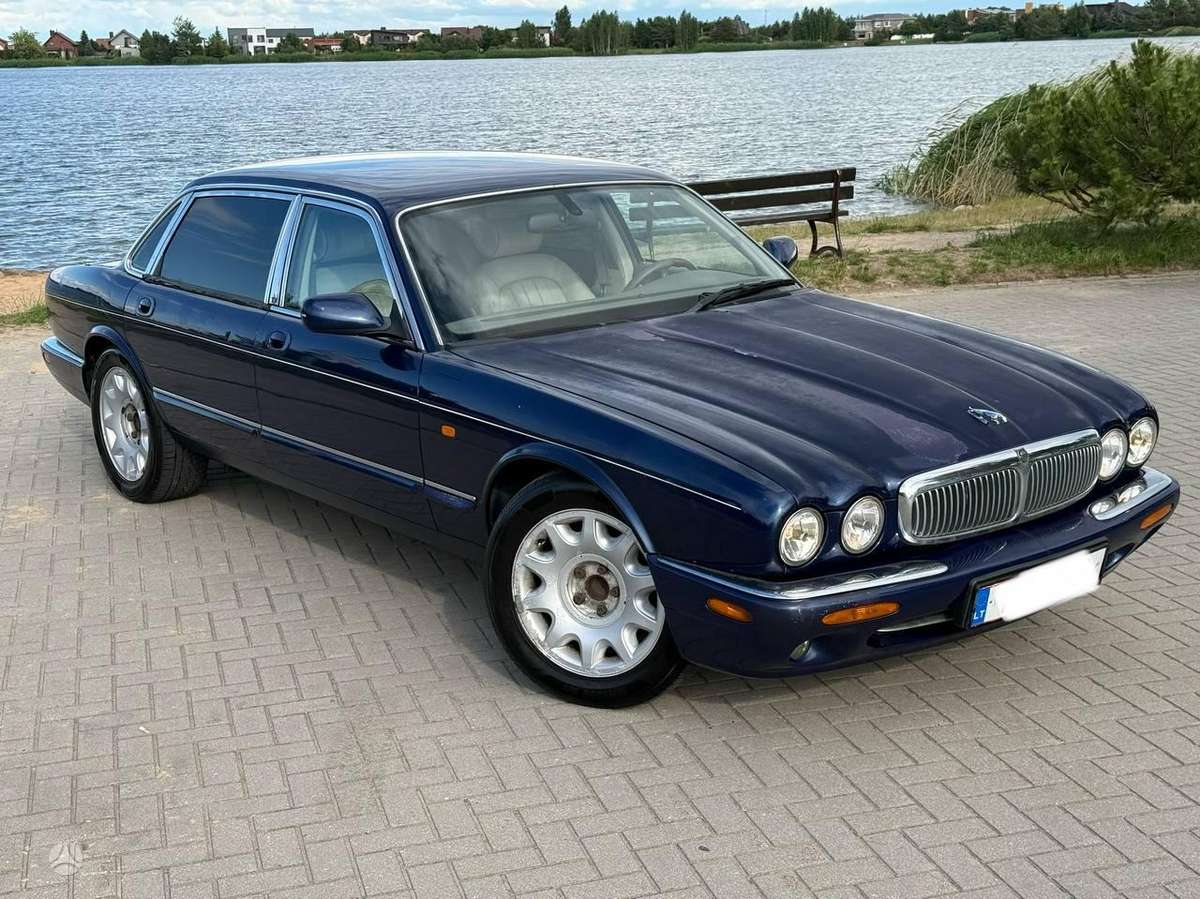 Jaguar Daimler Sovereign - 9