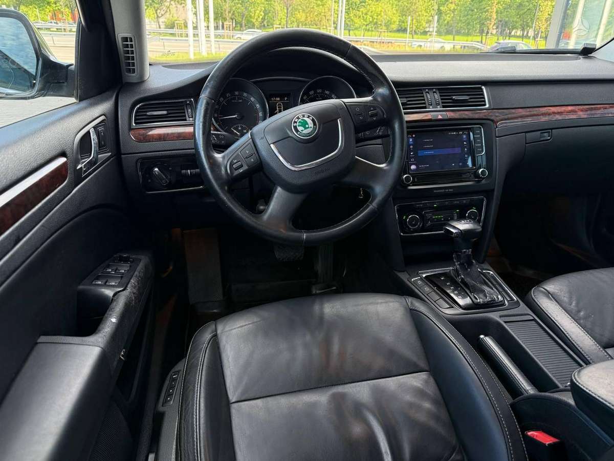 Skoda Superb, 2.0 l., wagon