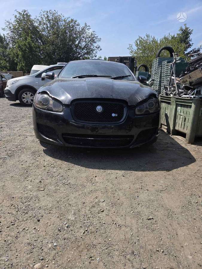 Jaguar XF Auto dalimis iš anglijos