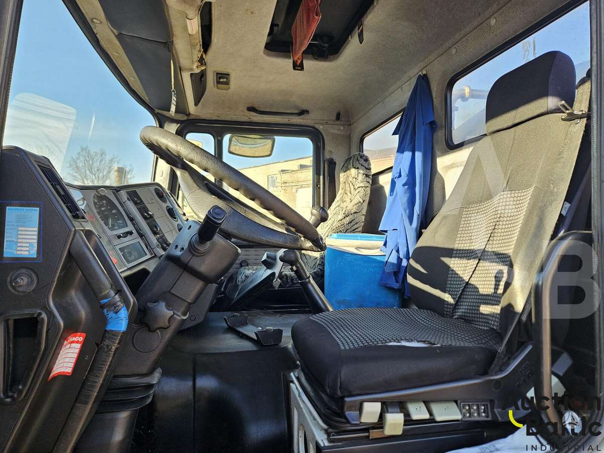 MAN 26.293, milk trucks