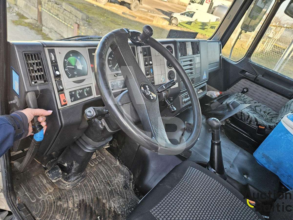 MAN 26.293, pienovežiai