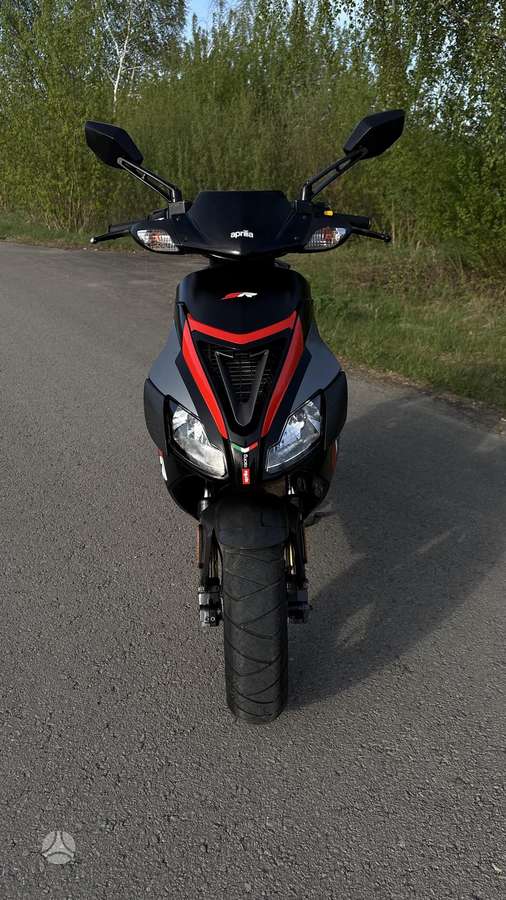 Aprilia SR 49cc, мотороллеры / мопеды