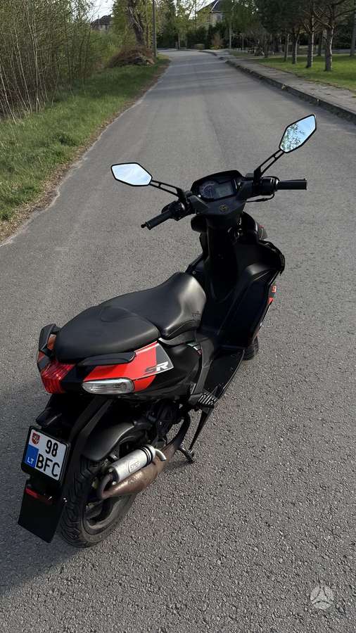 Aprilia SR 49cc, мотороллеры / мопеды