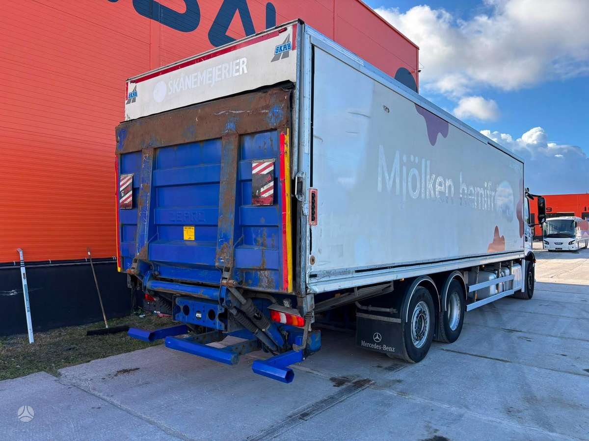 Mercedes-Benz Antos 2532 6x2*4, рефрижераторы