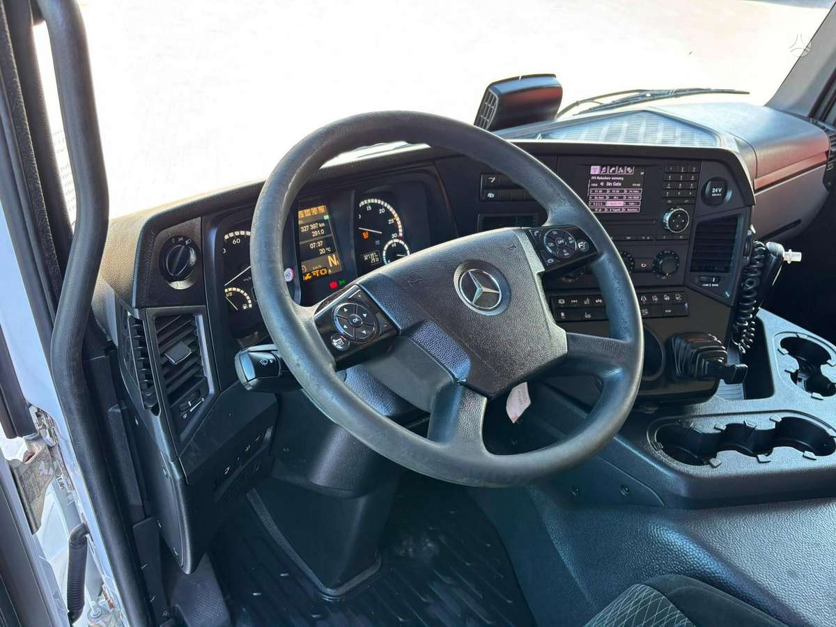 Mercedes-Benz Antos 2532 6x2*4, рефрижераторы