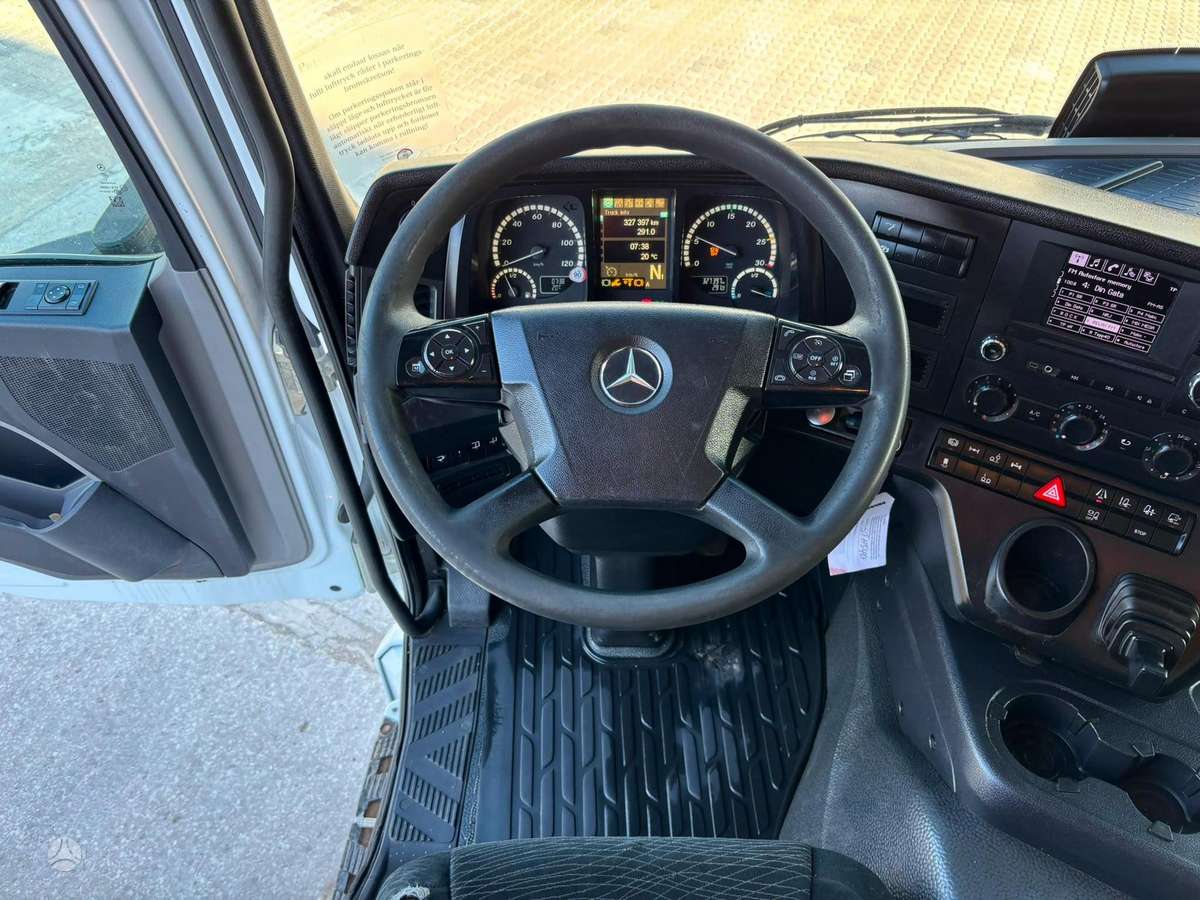 Mercedes-Benz Antos 2532 6x2*4, рефрижераторы