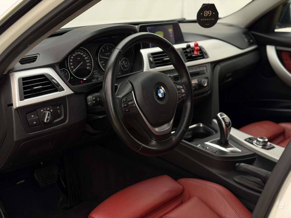 BMW 320, 2.0 l., Седан