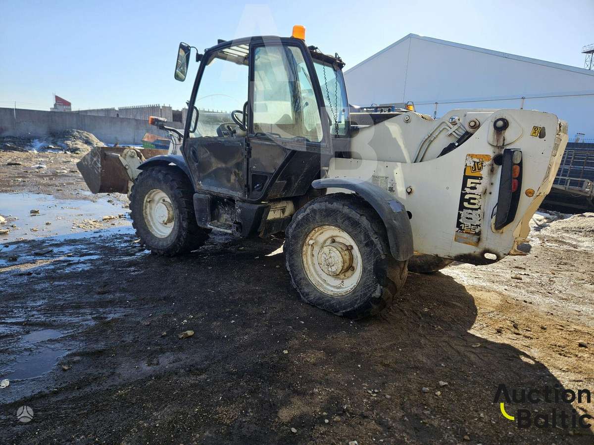 JCB 535-125, forklifts