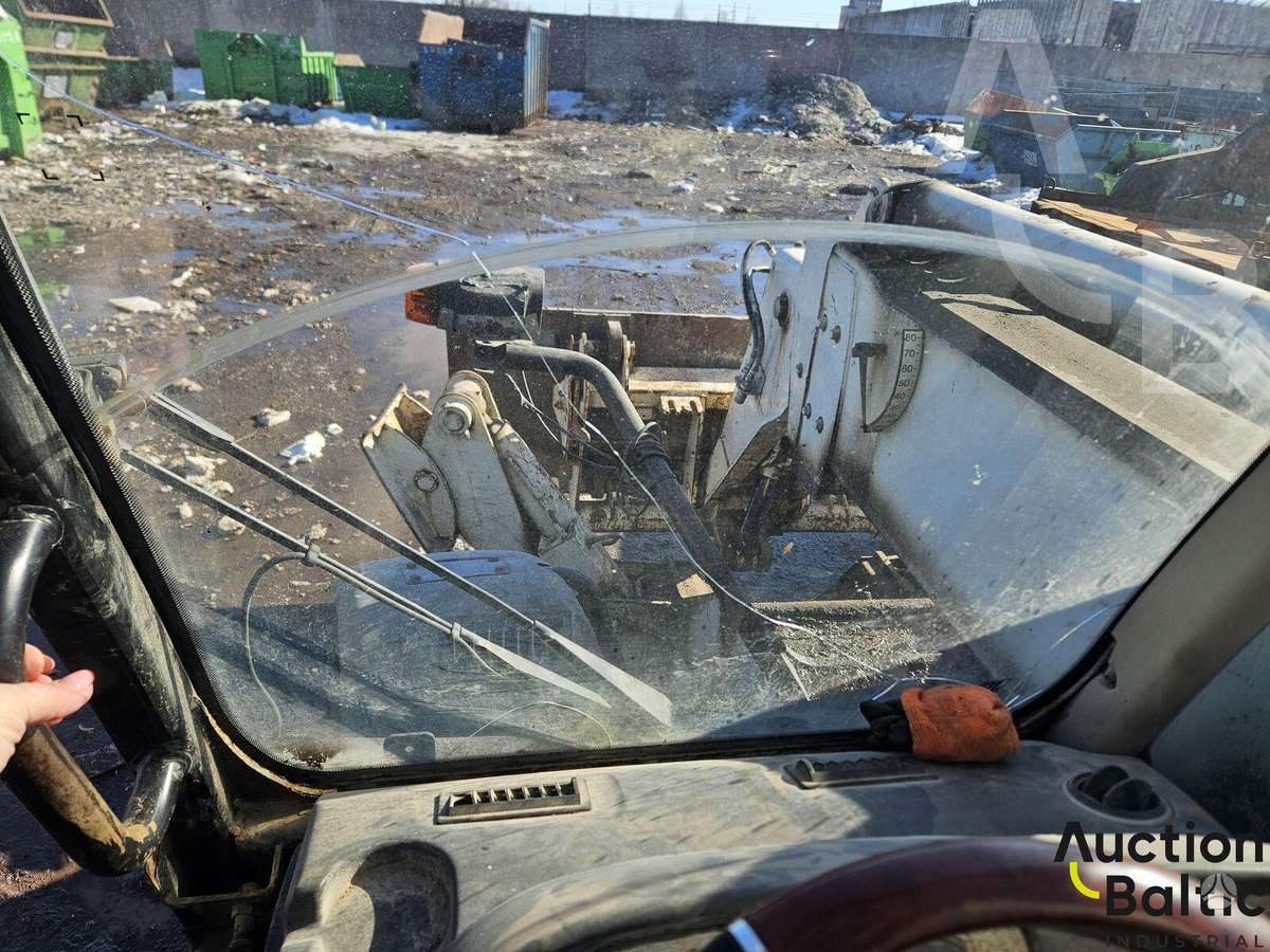 JCB 535-125, вилочные погрузчики