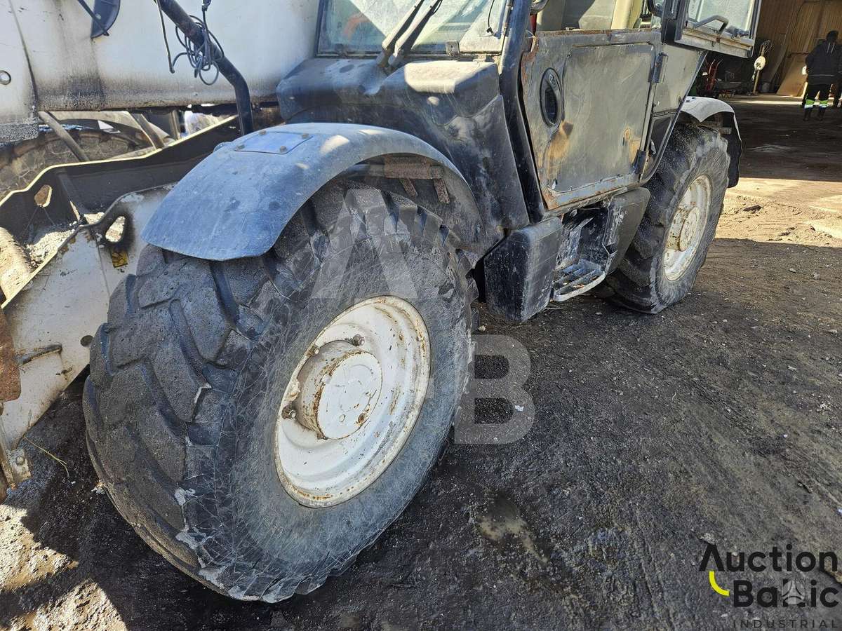 JCB 535-125, forklifts