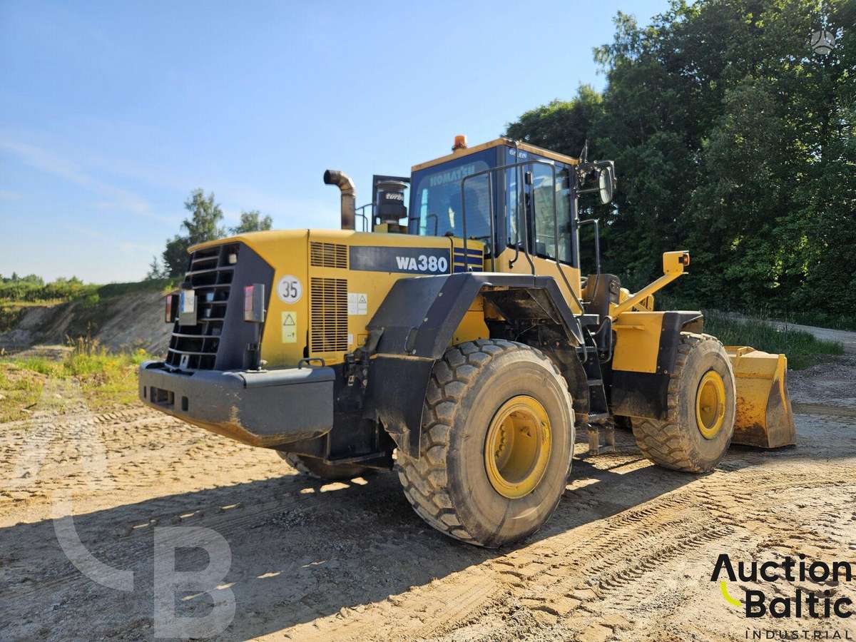 Komatsu WA380-6, frontal loader
