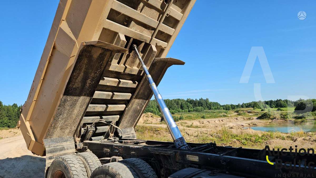 MAN 26.402, savivarčiai