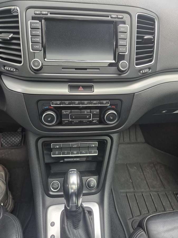 Volkswagen Sharan - 4