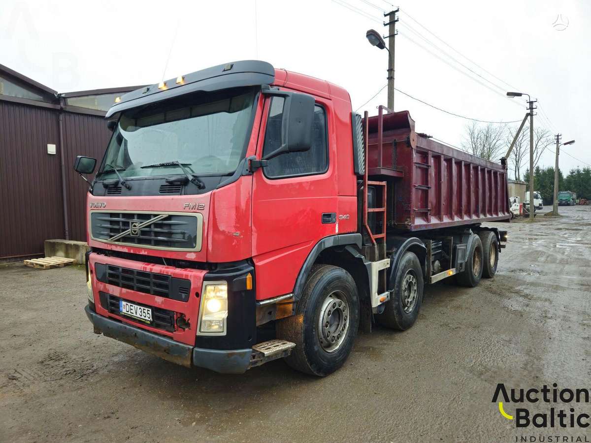 Volvo FM12, savivarčiai
